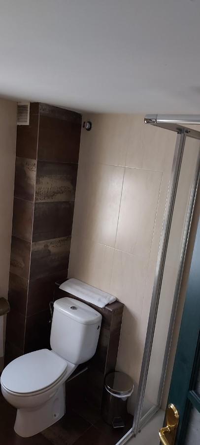 Apartamentos Ebro ריינוסה מראה חיצוני תמונה