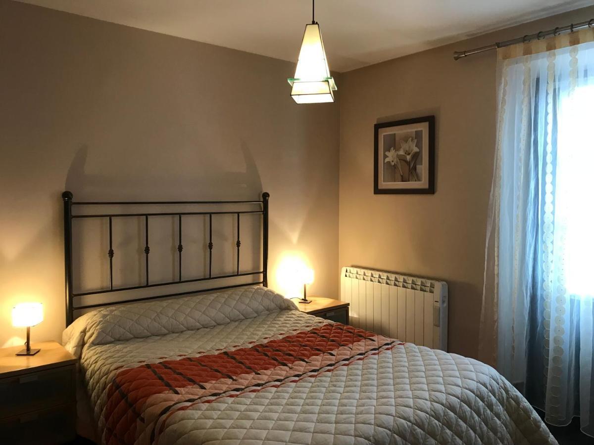 Apartamentos Ebro ריינוסה מראה חיצוני תמונה