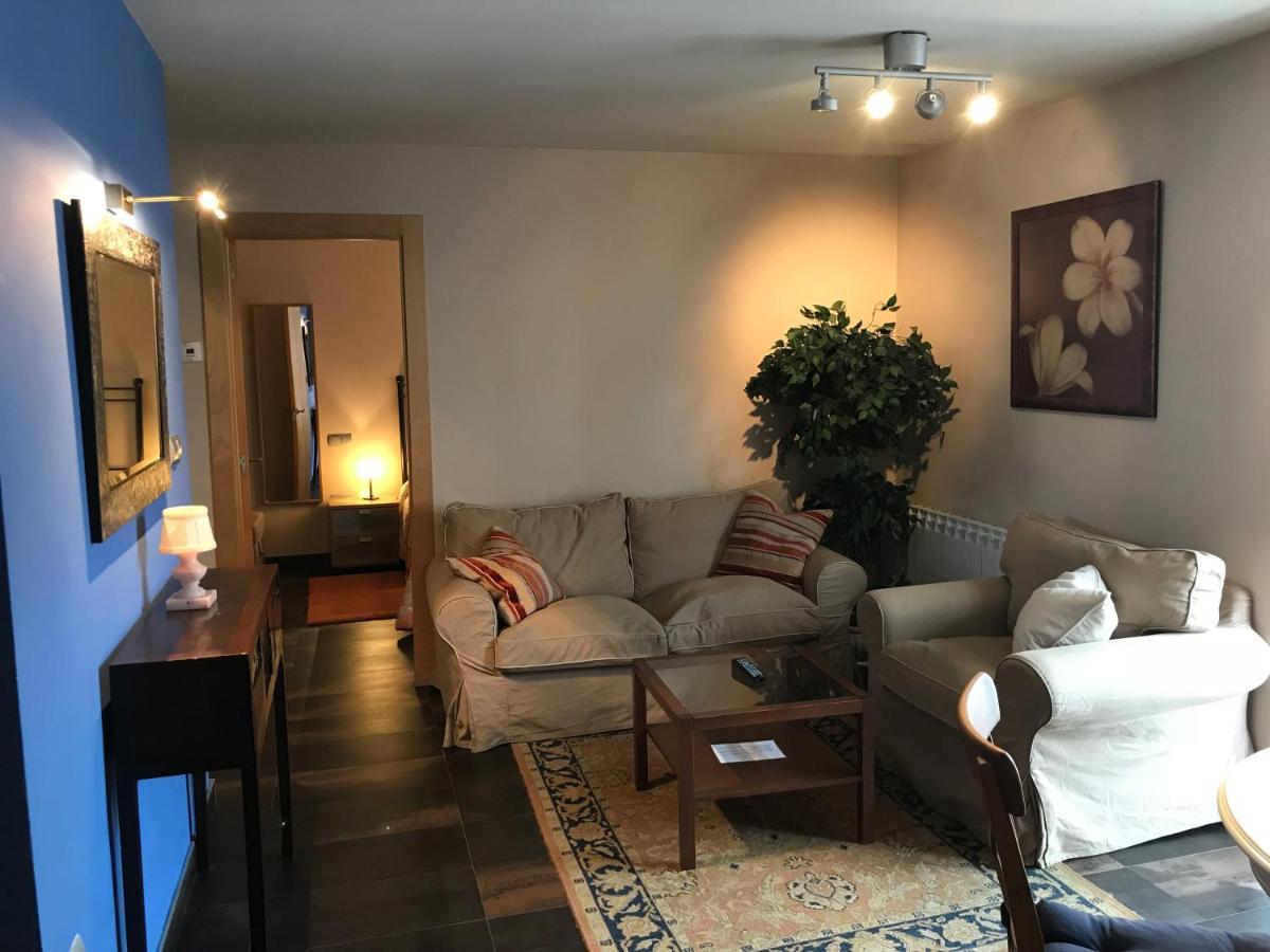 Apartamentos Ebro ריינוסה מראה חיצוני תמונה