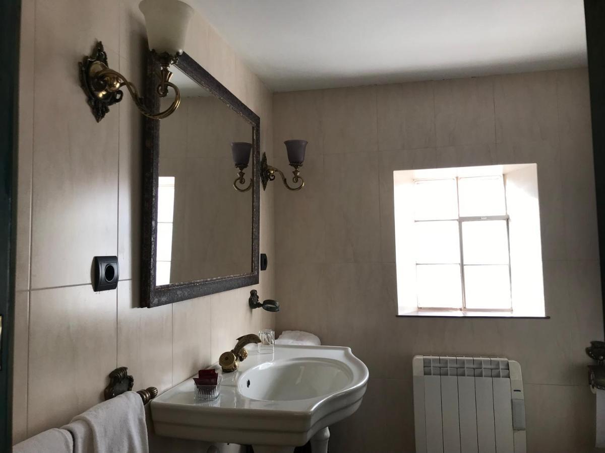 Apartamentos Ebro ריינוסה מראה חיצוני תמונה
