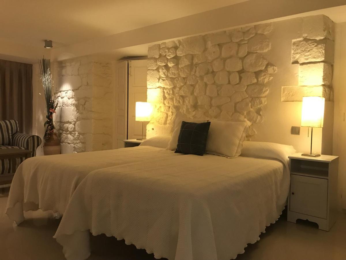 Apartamentos Ebro ריינוסה מראה חיצוני תמונה
