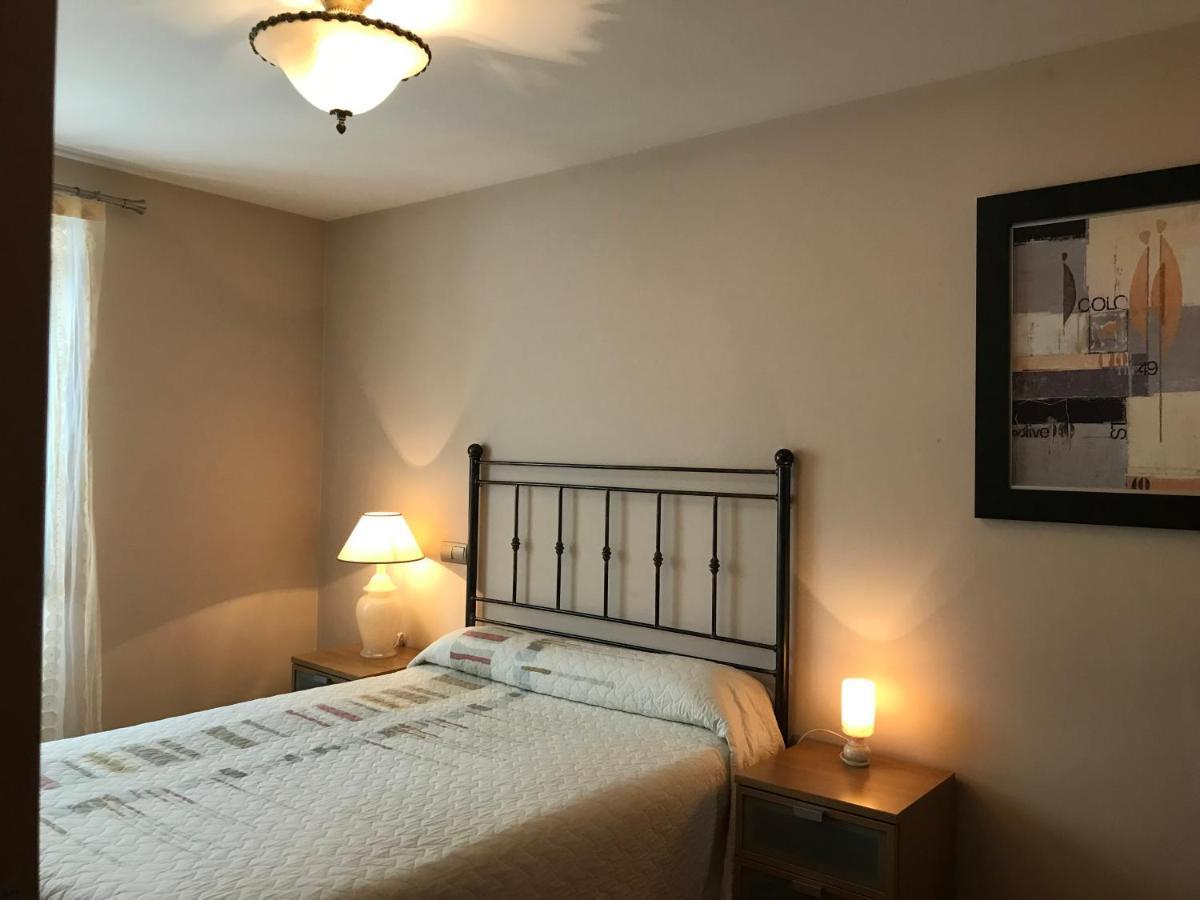 Apartamentos Ebro ריינוסה מראה חיצוני תמונה